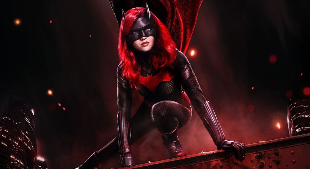 Batwoman se prepara para enfrentar vilã perigosa em novo trailer; confira