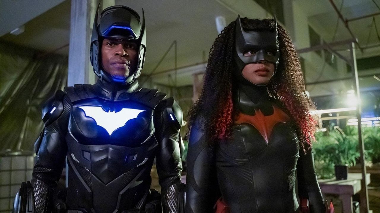 “Batwoman” ganha pôster promocional de sua 3ª temporada; veja