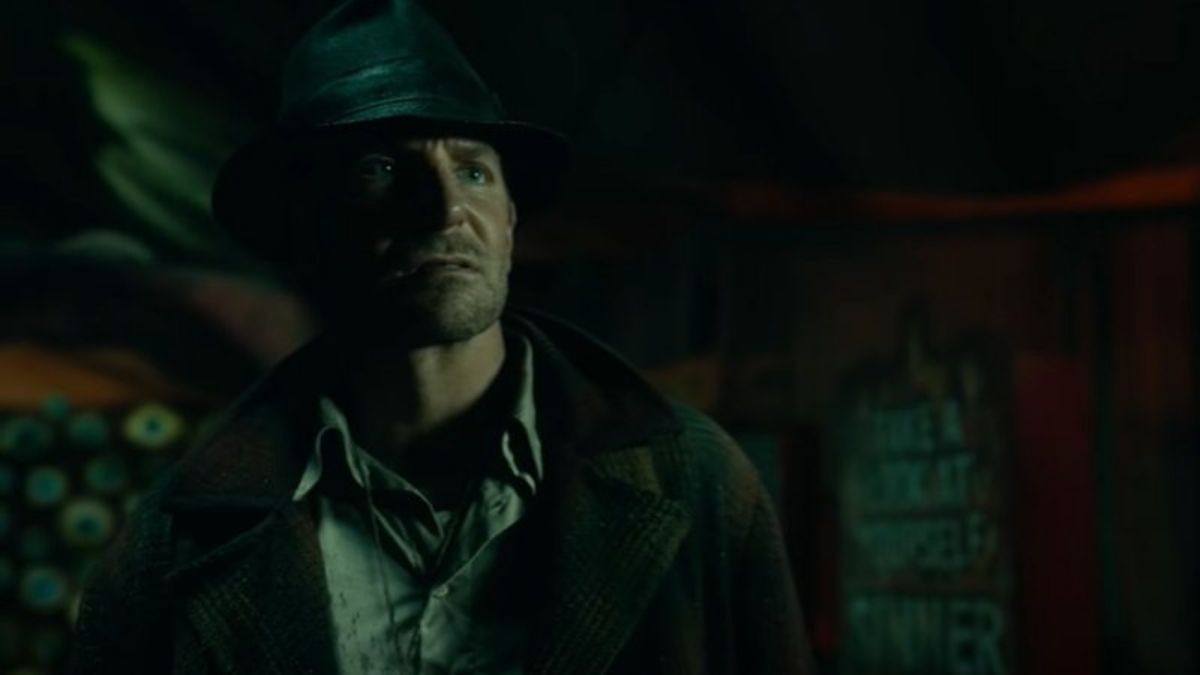 “O Beco do Pesadelo” ganha primeiro pôster enigmático com Bradley Cooper
