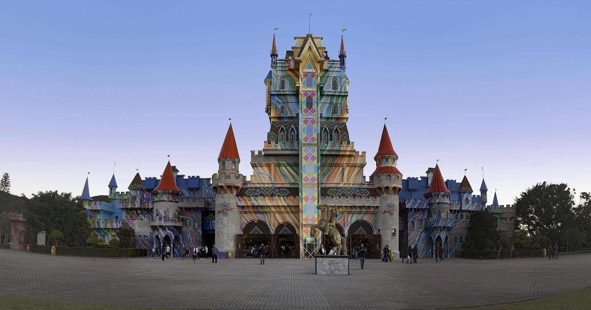 Número de visitantes no Beto Carrero World durante pandemia causa revolta na web; saiba mais