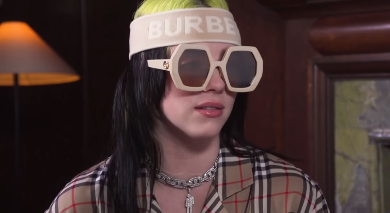 Billie Eilish revela que parou de ler comentários do Instagram: ‘Estava arruinando minha vida’