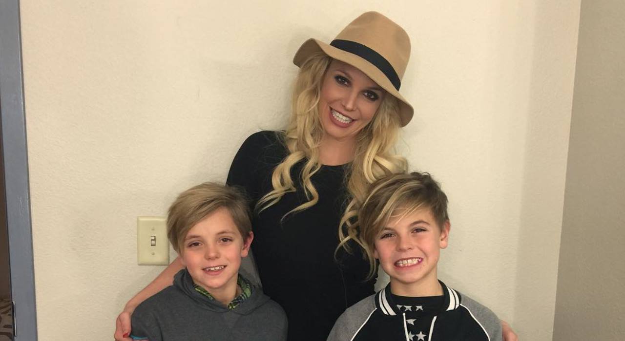 Britney Spears faz rara aparição com os filhos já bem crescidos; veja como eles estão