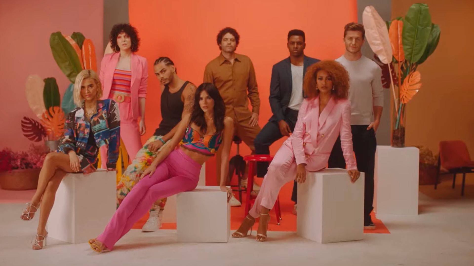 Bruna Marquezine e Manu Gavassi não puderam salvar “Maldivas” do fracasso | #RetrospectivaCineBuzz