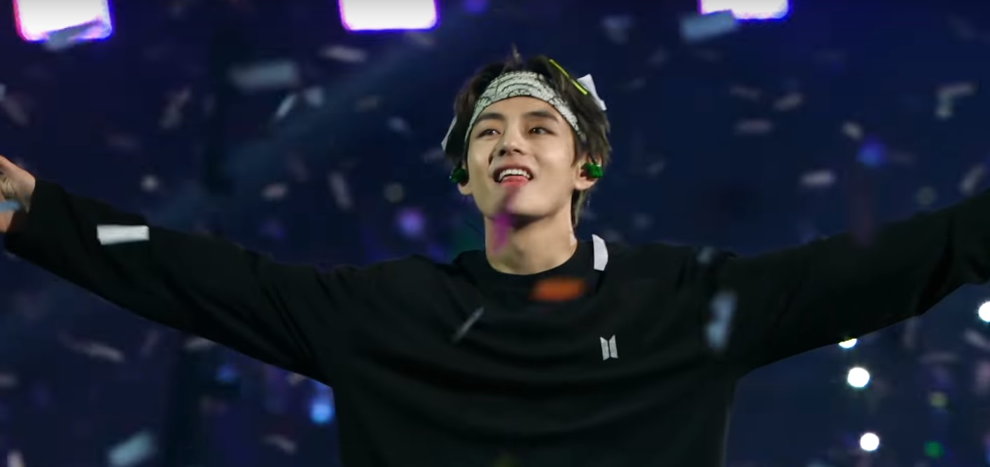 BTS inicia pré-venda de DVD de show em São Paulo e fãs reclamam por falta de legendas em português