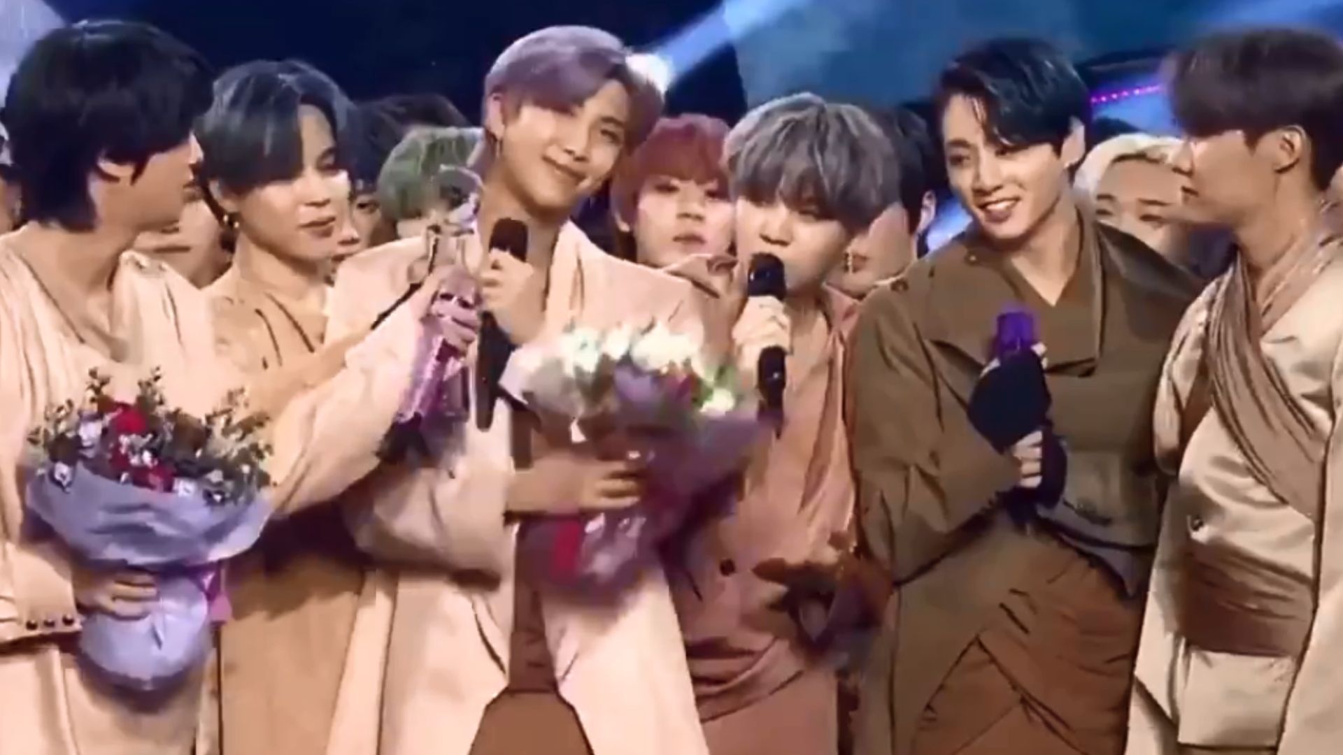 BTS ganha primeiro win de ON, do álbum Map of the Soul: 7