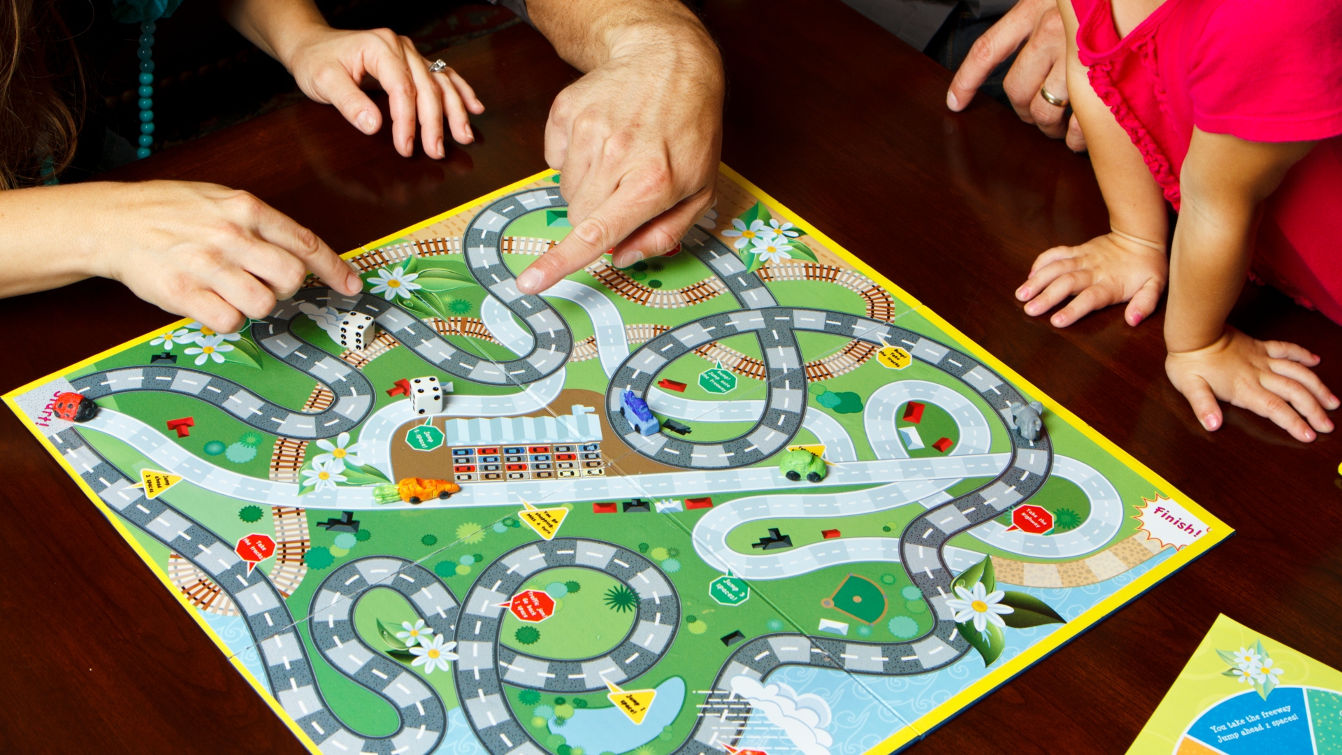6 jogos de tabuleiro que vão garantir a sua diversão com os amigos
