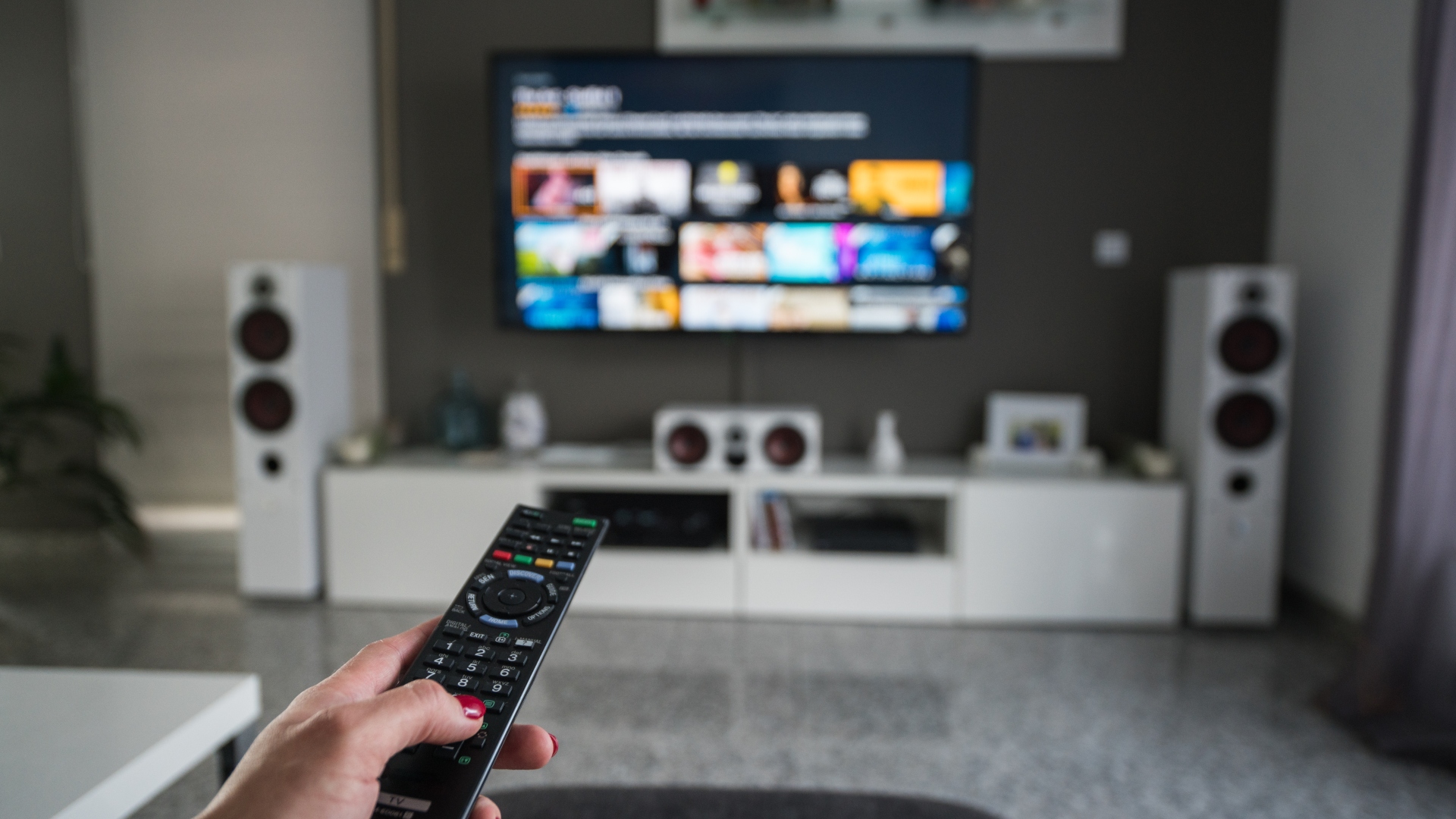 Quer uma televisão nova? Então dá uma olhada nessas aqui que estão com um ótimo desconto!