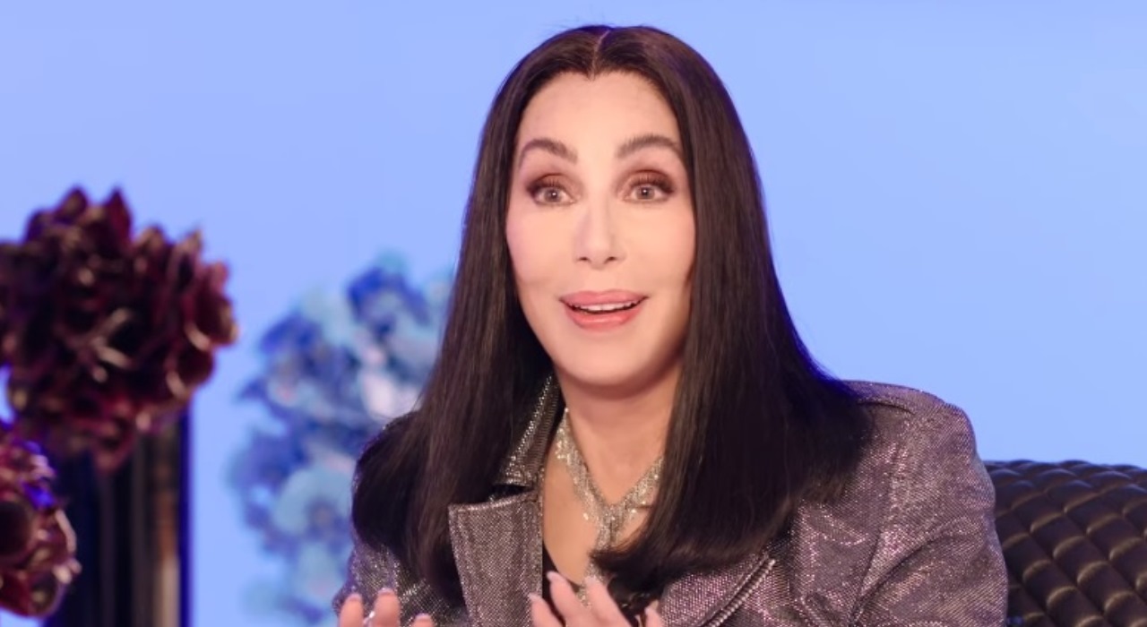 Cher revela que vem ao Brasil em breve