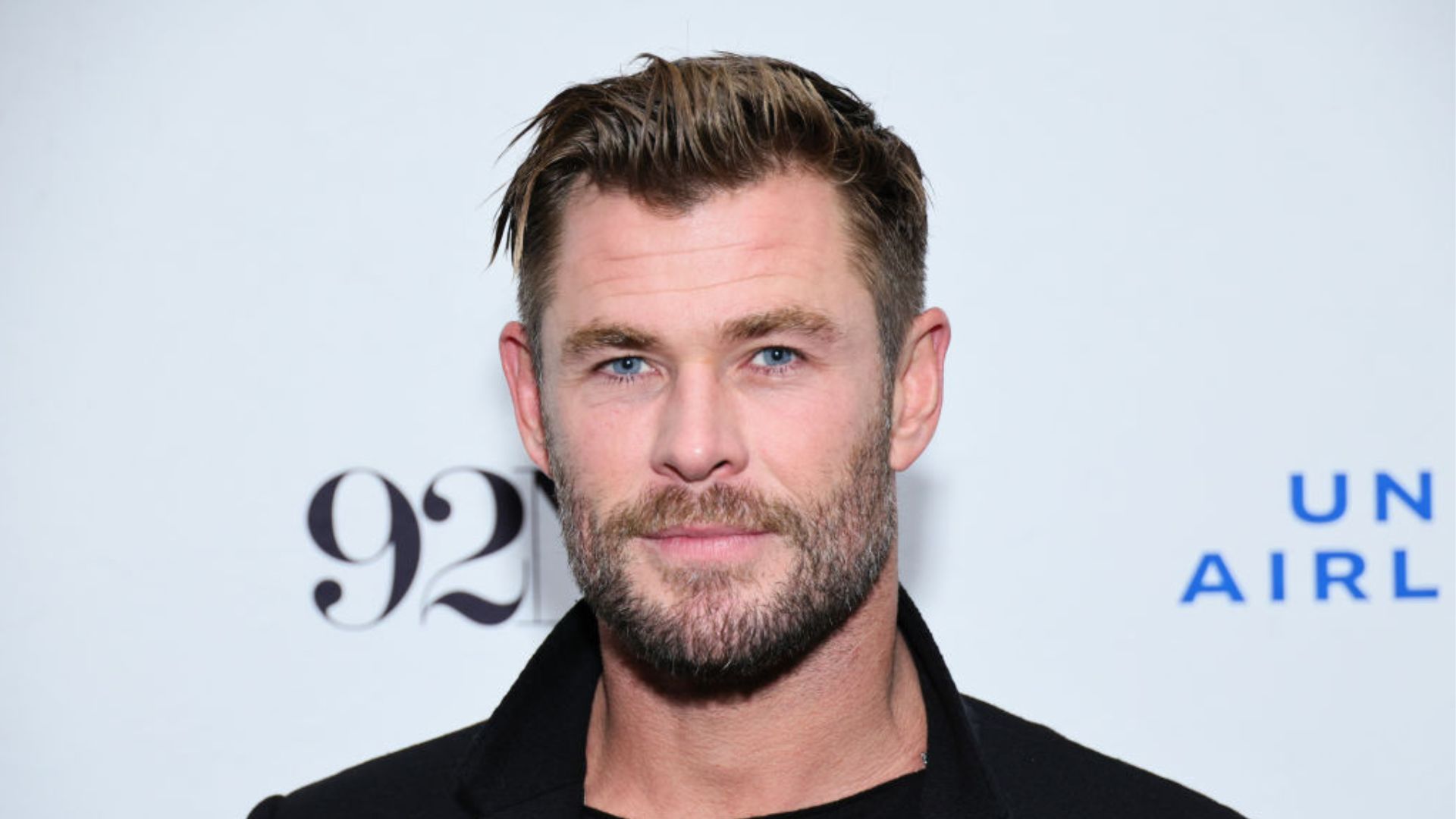 Chris Hemsworth quer se dedicar mais à família após descoberta sobre sua saúde