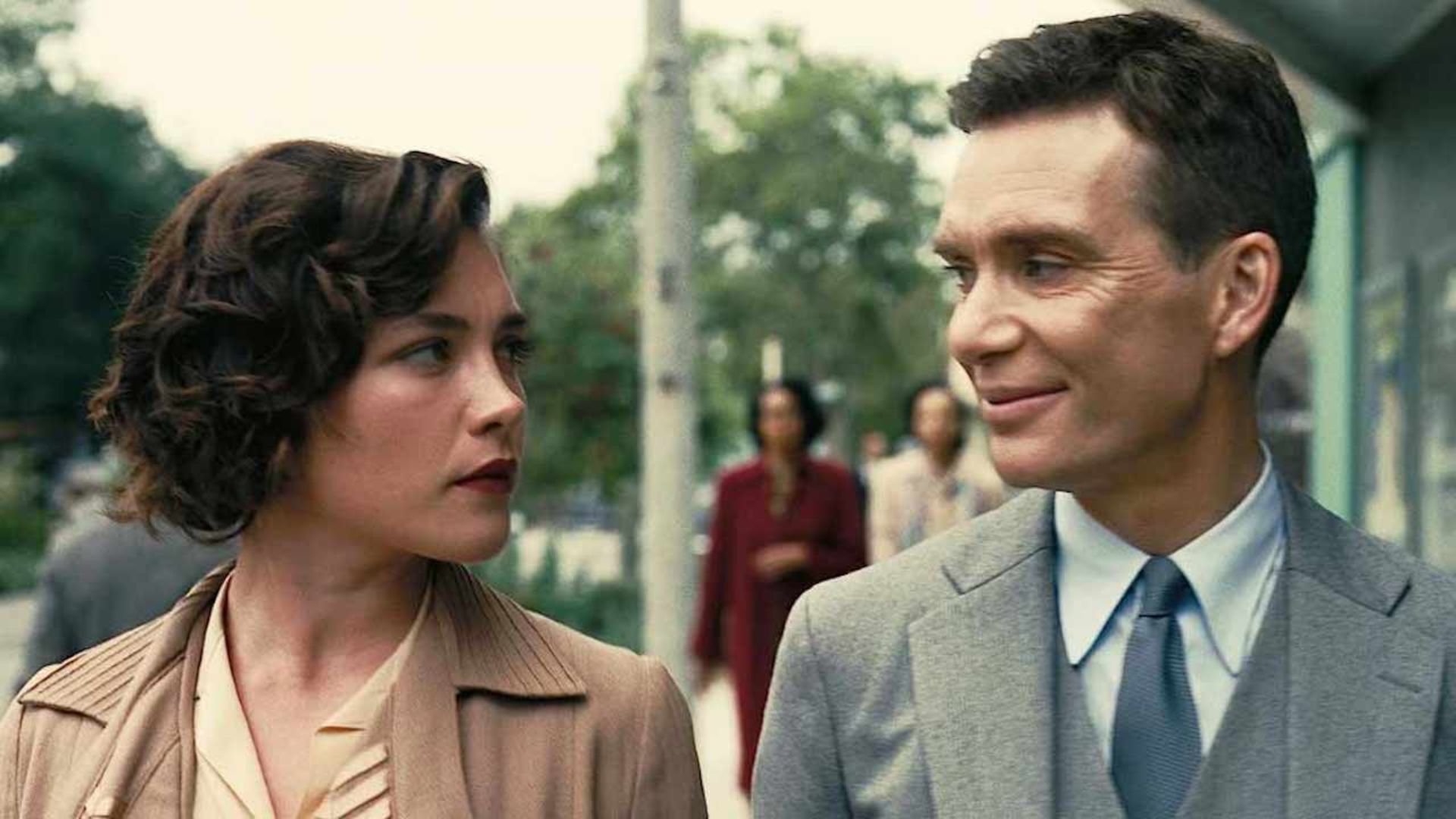 Christopher Nolan se desculpou com Florence Pugh por participação tímida em “Oppenheimer”