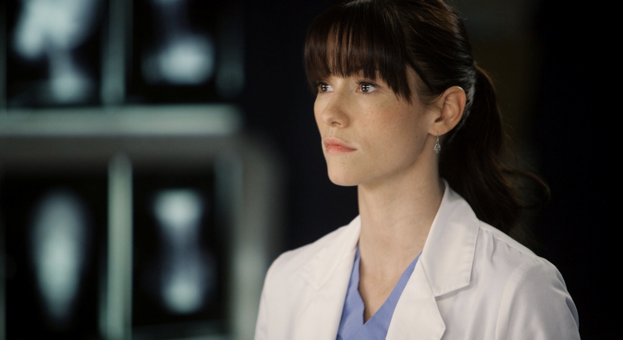 Chyler Leigh, a Lexie de Grey’s Anatomy, brinca sobre sua morte na série