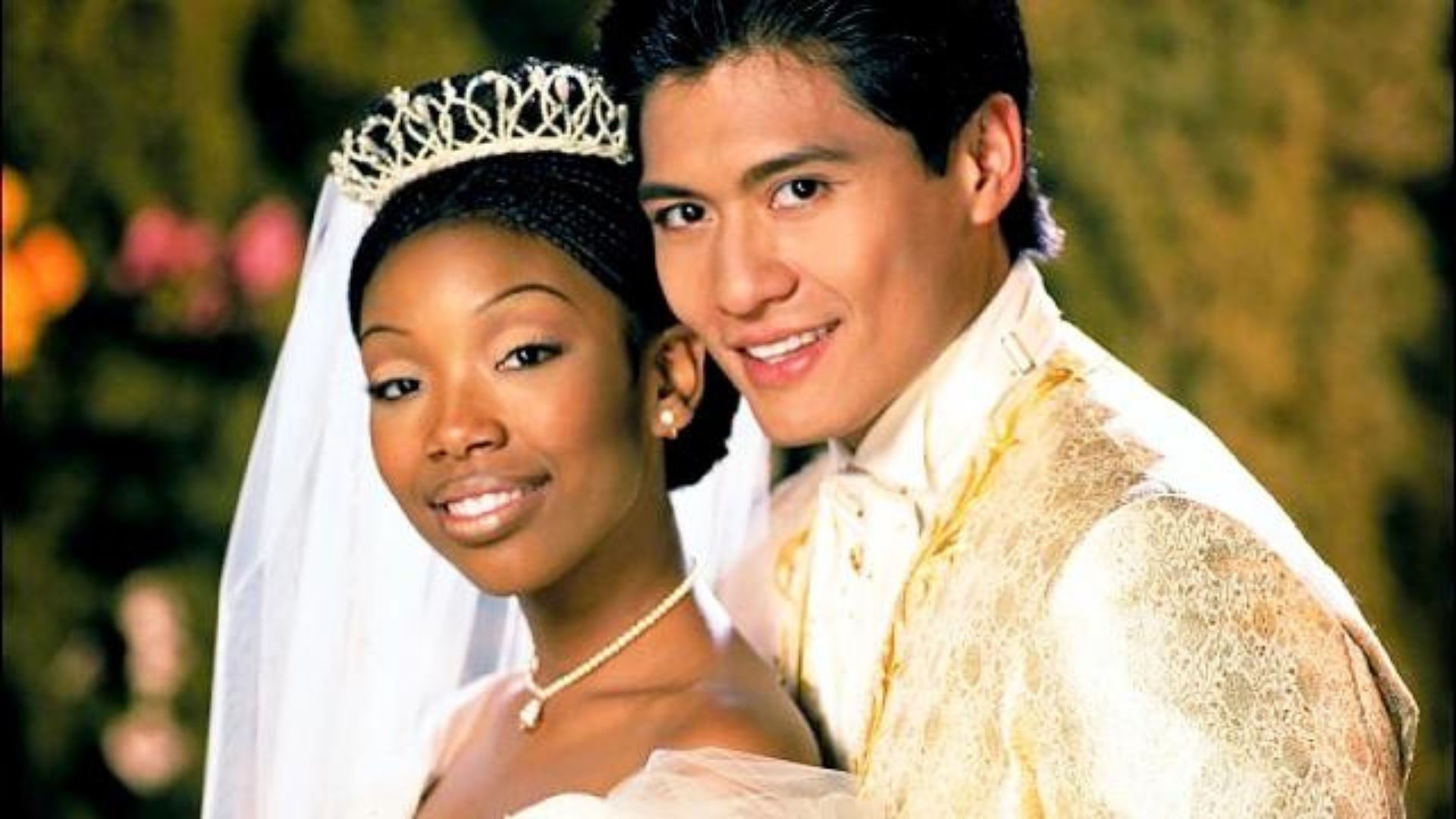 “Cinderela”: Atores voltam a viver personagens 25 anos após o lançamento