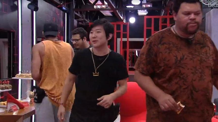 BBB20: Ué? Pyong convida Babu, Prior e Victor Hugo para o Cinema do Líder