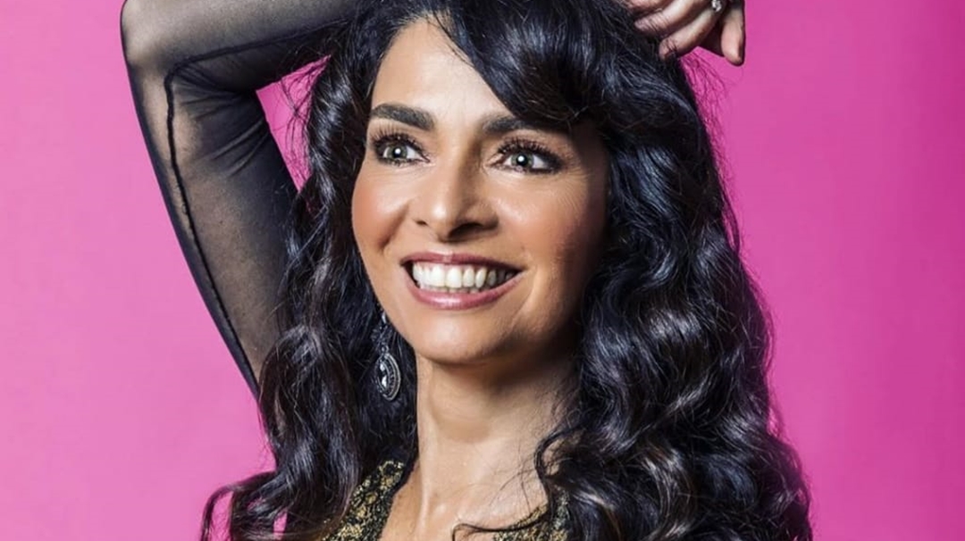 No Popstar, Claudia Ohana apresenta Anitta e vira assunto na internet; veja comentários
