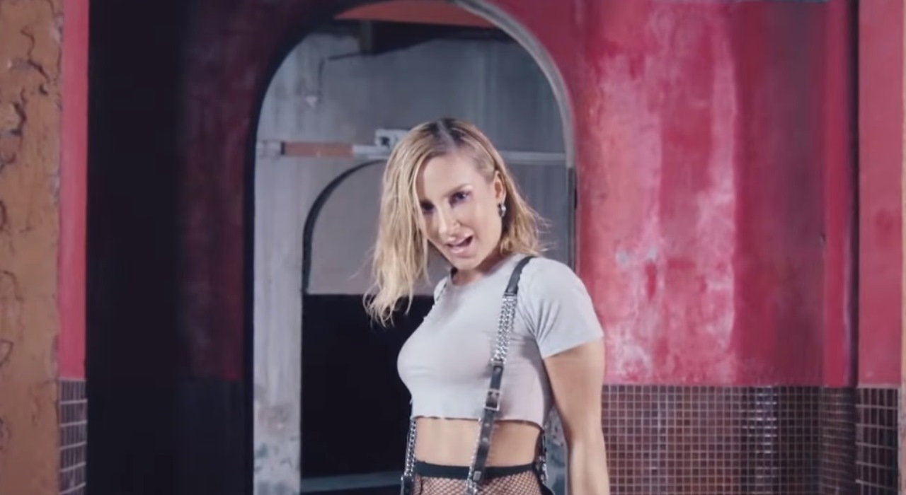 Claudia Leitte anuncia que lançará álbum em três línguas