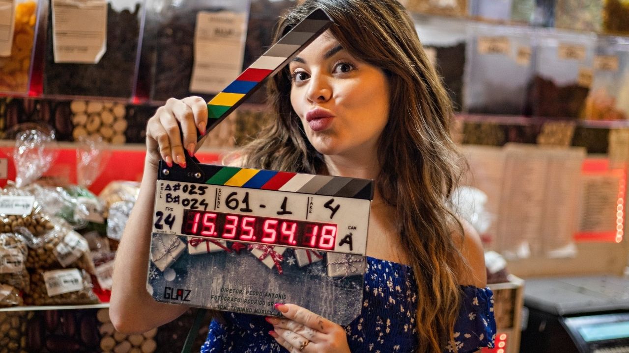 Netflix anuncia filme natalino brasileiro estrelado por Gkay e Vera Fischer