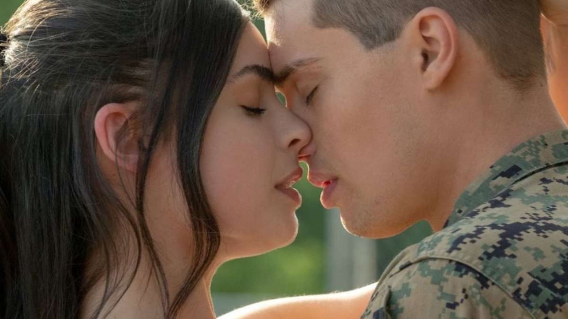 “Continência ao Amor”: Sofia Carson fala sobre possível sequência do filme
