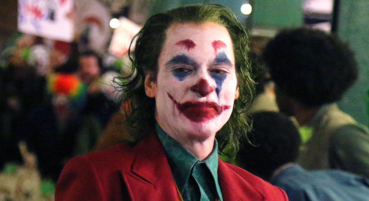 Coringa: Cinema fecha as portas por ameaça de ataque nos Estados Unidos