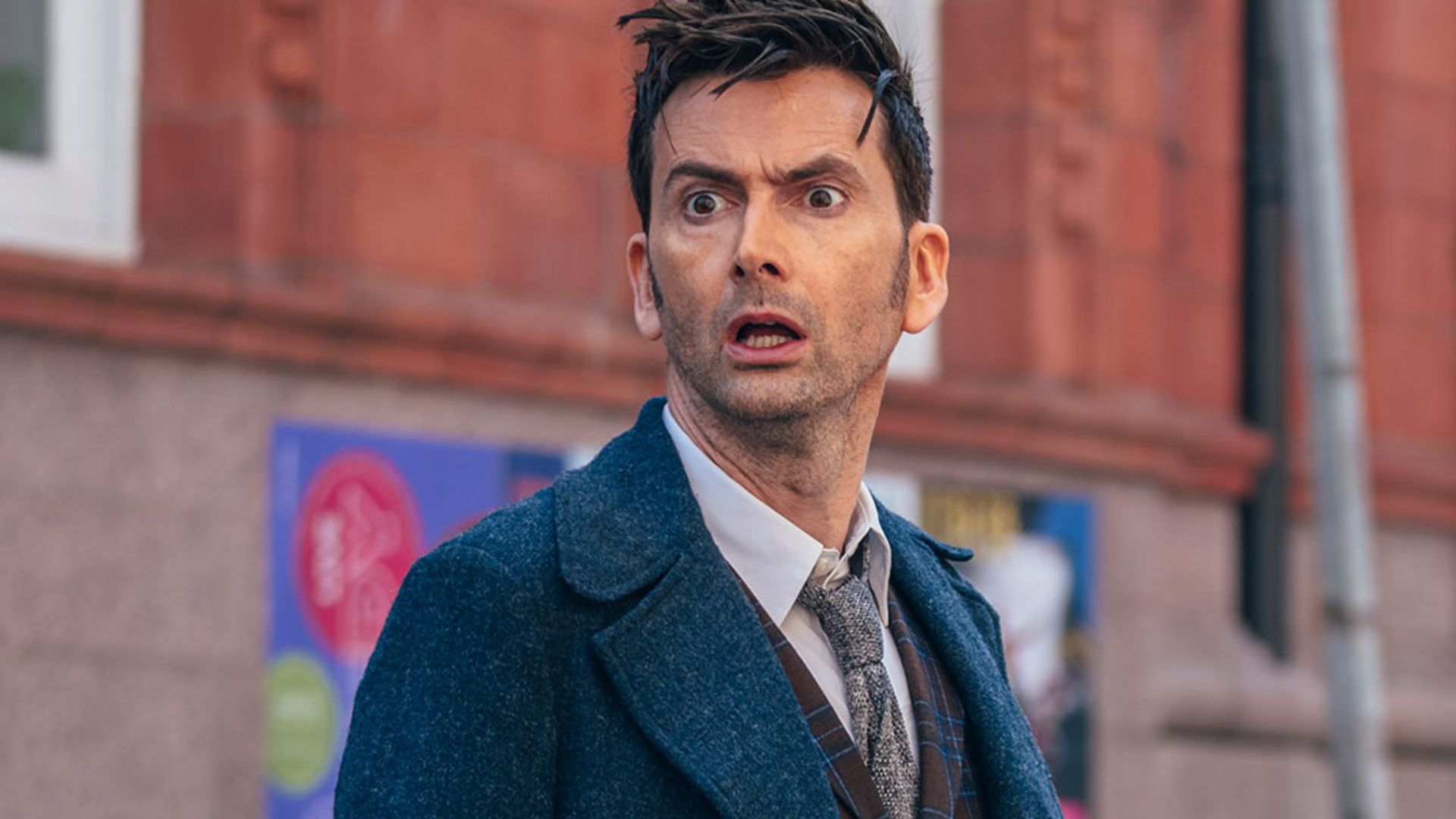 “Doctor Who”: David Tennant tenta impedir tragédia em trailer de especial de 60 anos