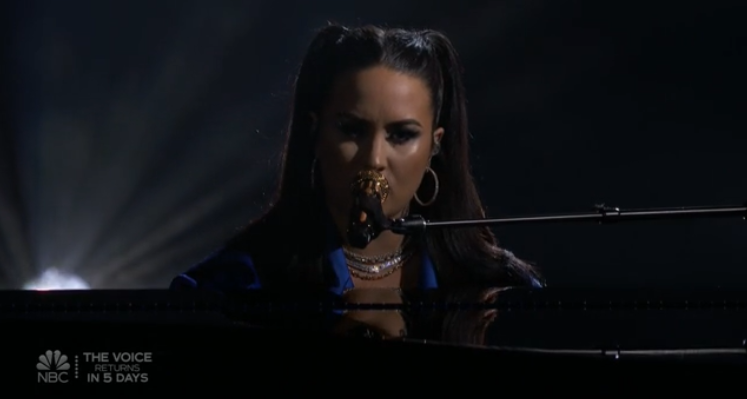 Billboard Music Awards: Demi Lovato faz apresentação emocionante de novo single