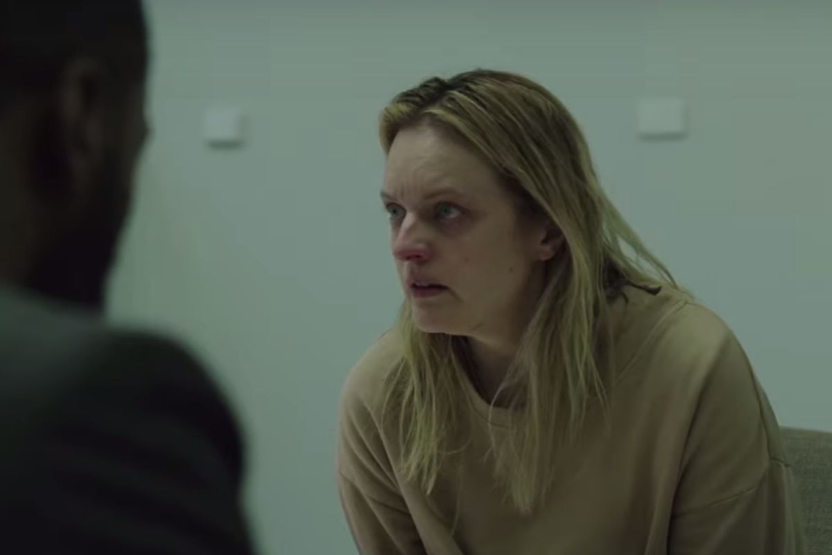 Elisabeth Moss lida com paranoia em novo trailer de O Homem Invisível