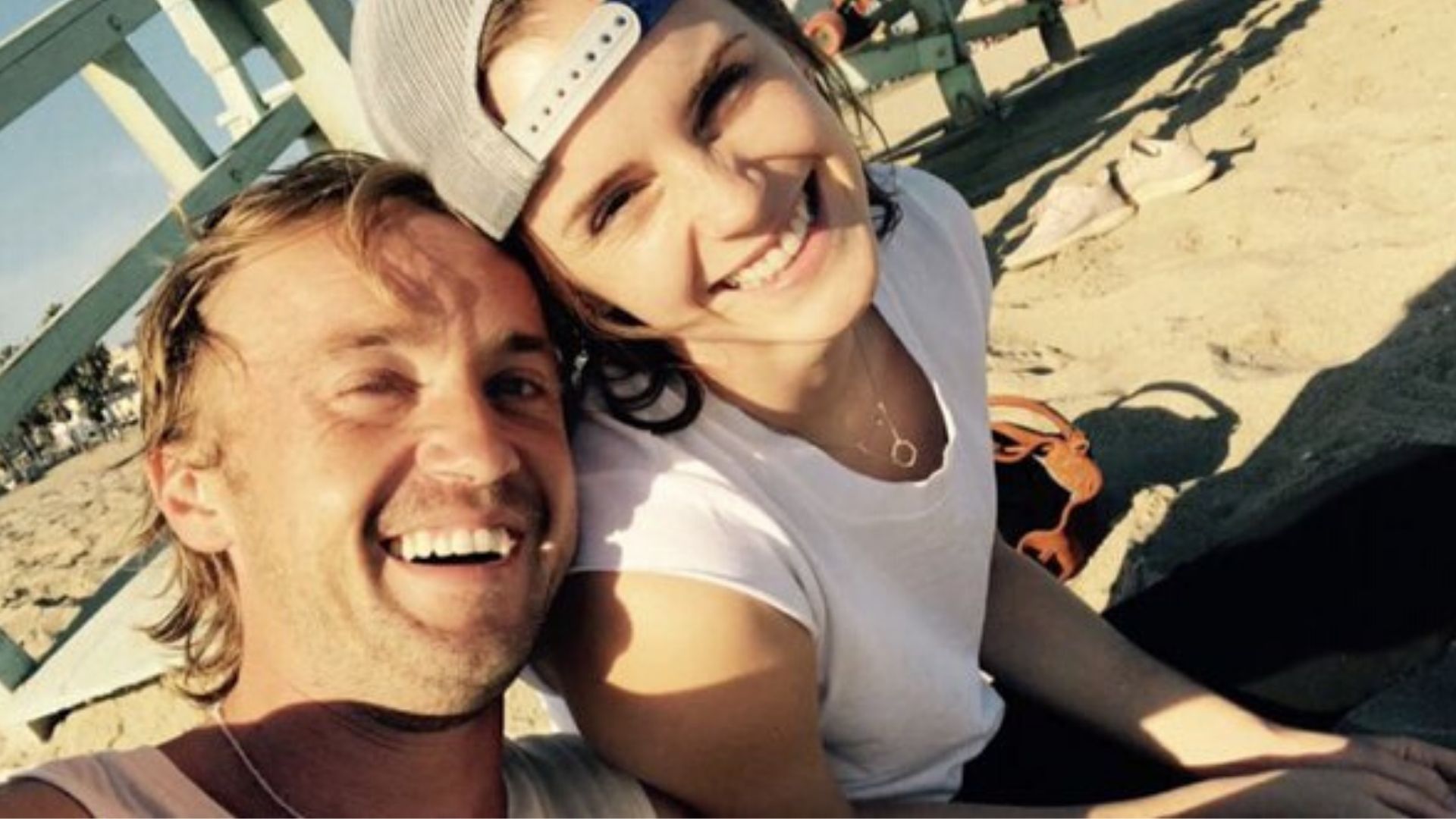 Rupert Grint fala sobre envolvimento de Emma Watson e Tom Felton nos bastidores de Harry Potter: “Eles sempre tiveram algo”