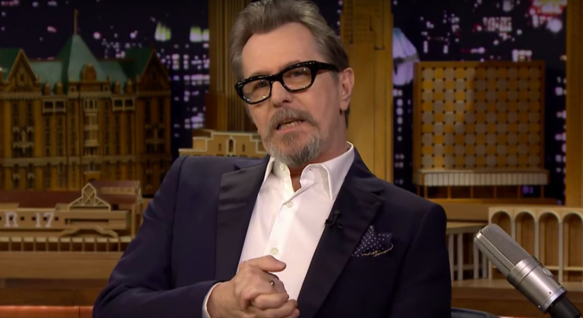 Gary Oldman será protagonista série de espionagem da Apple TV+