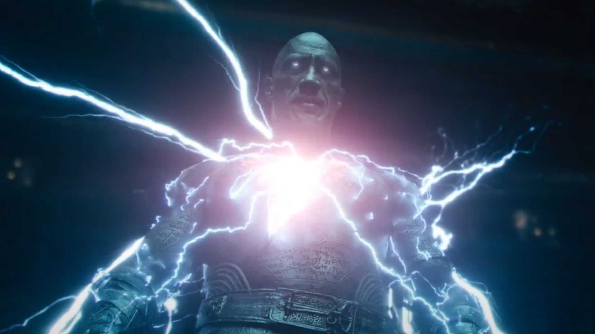Dwayne Johnson chega para mudar a hierarquia de poder da DC no trailer de “Adão Negro”