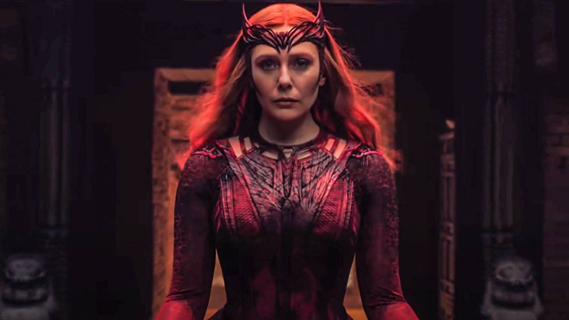 Elizabeth Olsen admite frustração ao perder papéis devido a contrato com a Marvel