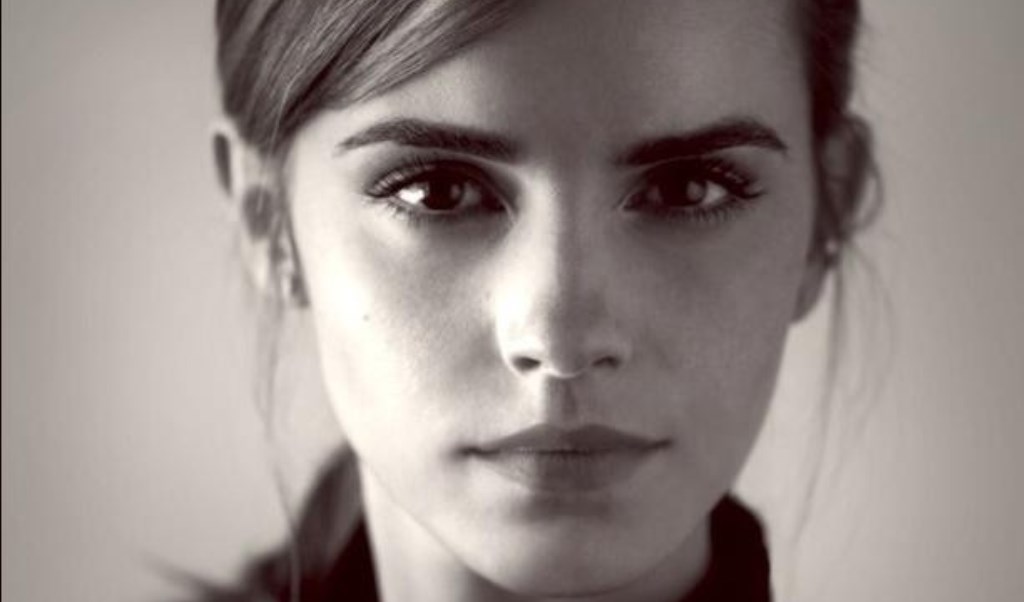 Emma Watson fala sobre proximidade de seu aniversário de 30 anos e estar solteira: “Existe essa grande ansiedade”