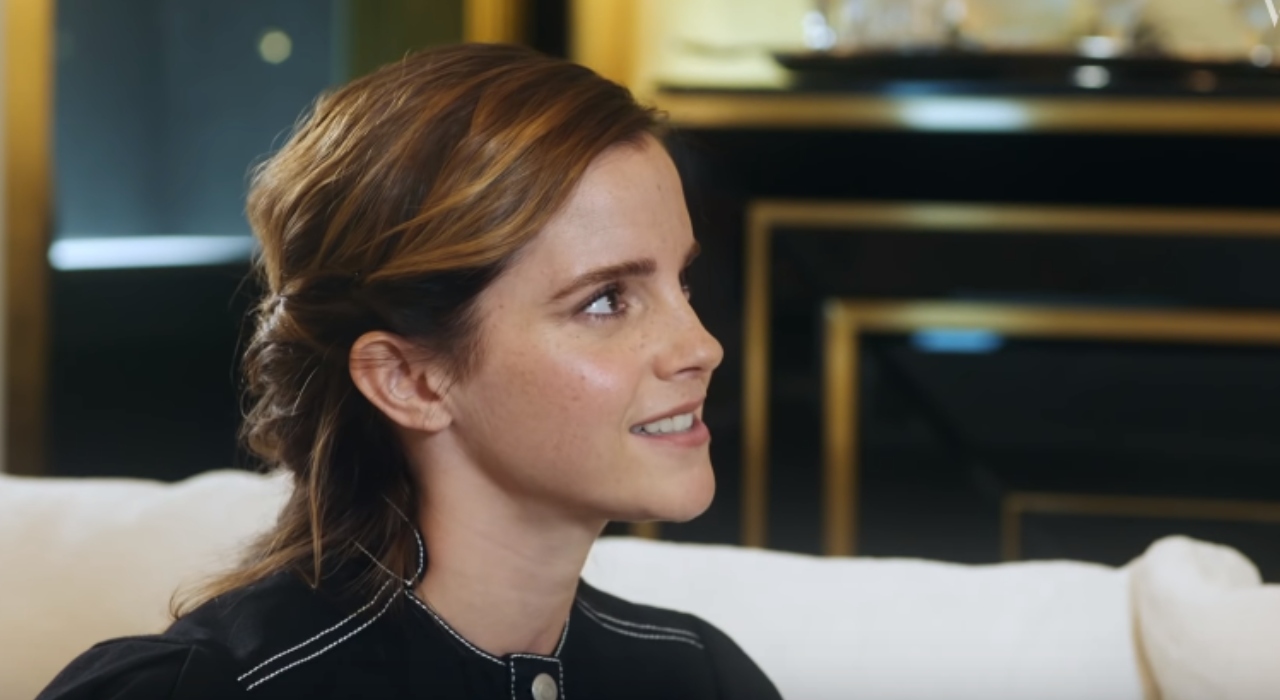 Emma Watson fala sobre completar 30 anos e revela estar feliz solteira