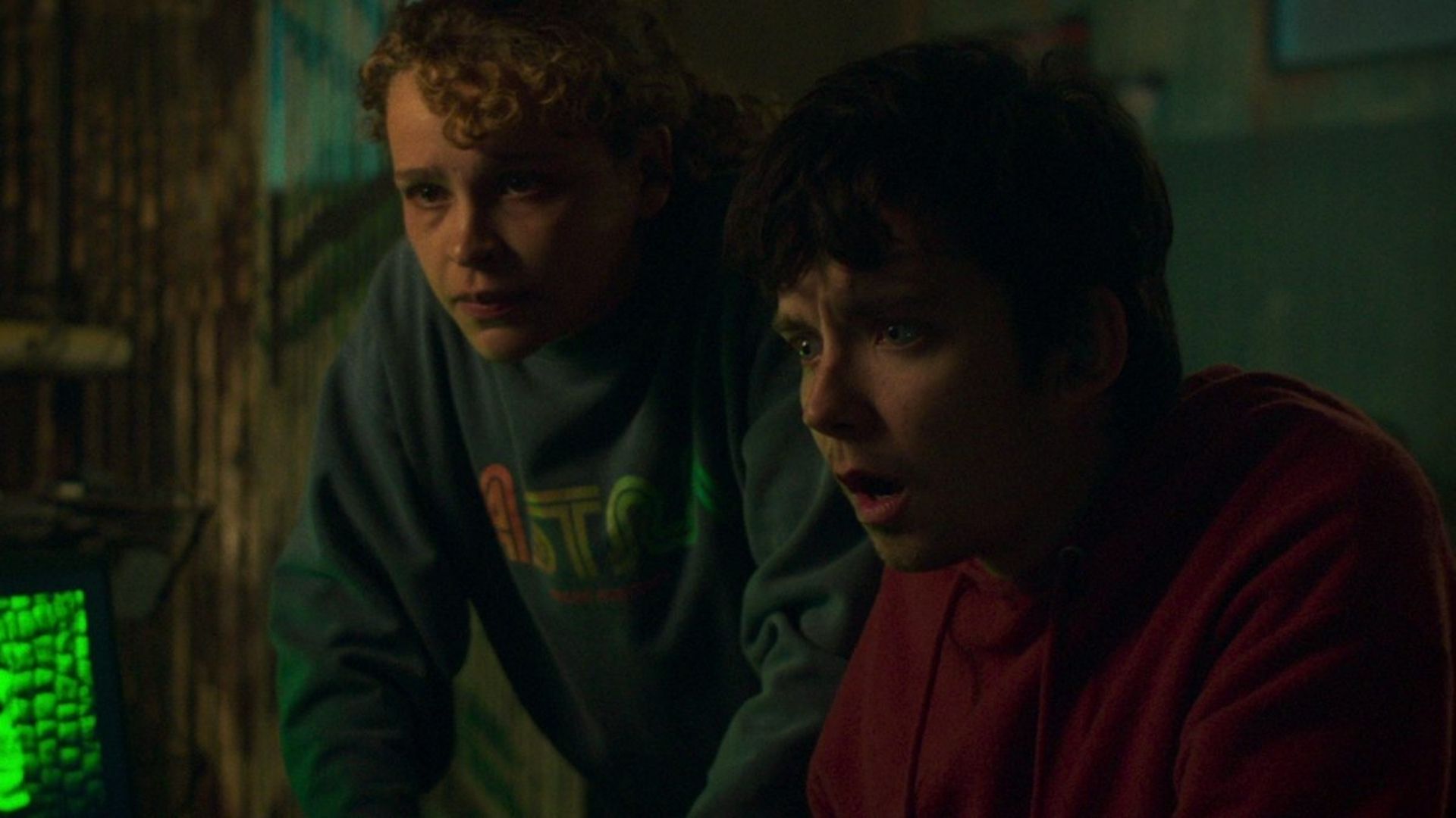 Asa Butterfield encontra jogo mortal no trailer de “Escolha ou Morra”; assista
