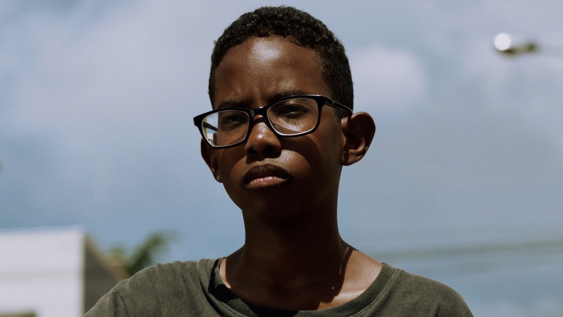 Esnobado no Oscar 2023, “Marte Um” estreia na TV brasileira; saiba como assistir