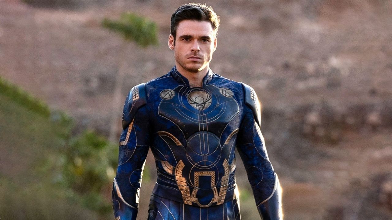 Richard Madden fala sobre cena de sexo em “Eternos”