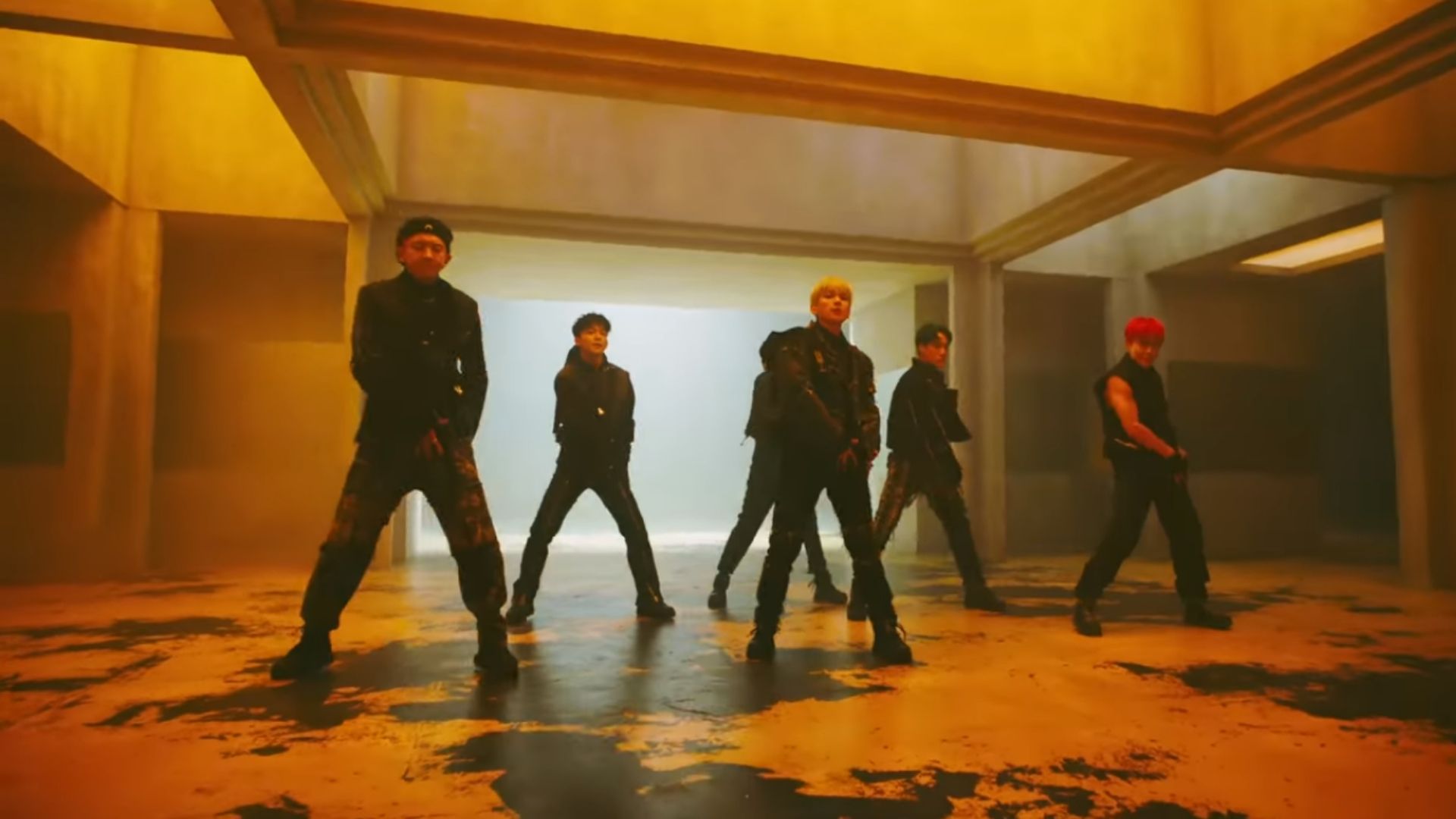 EXO lança OBSESSION, sexto álbum de estúdio do grupo