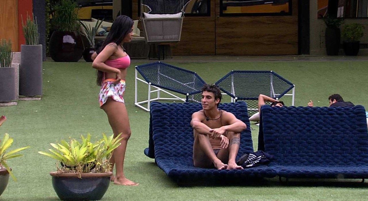 BBB20: Flayslane e Prior planejam traje surpresa para festa de Rafa Kalimann: ‘Vai ficar engraçado’