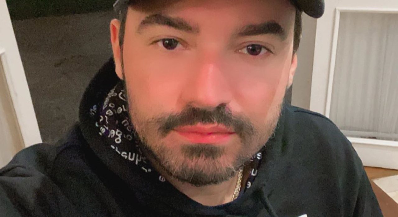 Sertanejo Fernando Zor sofre acidente de carro; saiba mais
