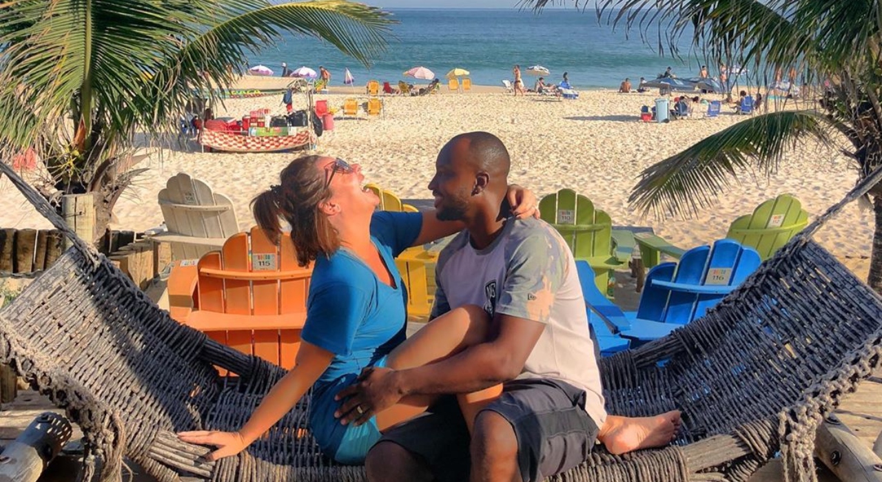 Thiaguinho anuncia fim do relacionamento com Fernanda Souza