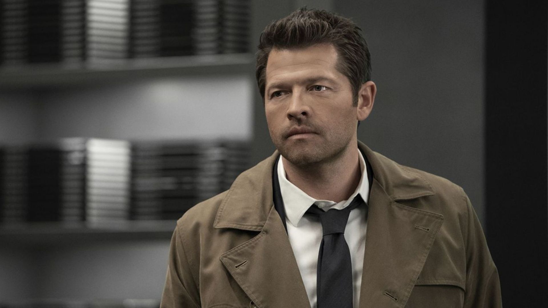 Filho de Bruce Wayne é apresentado em nova prévia de “Gotham Knights”; assista