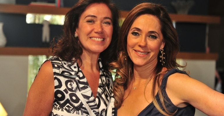 Fina Estampa: Tereza Cristina tortura Griselda e incendeia cativeiro