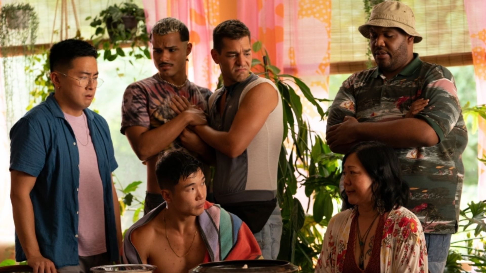 “Fire Island”, comédia LGBTQIA+ inspirada em “Orgulho e Preconceito”, ganha trailer oficial