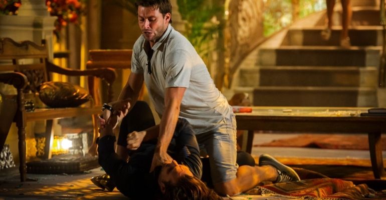 “Flor do Caribe”: Cassiano dá uma surra em Alberto