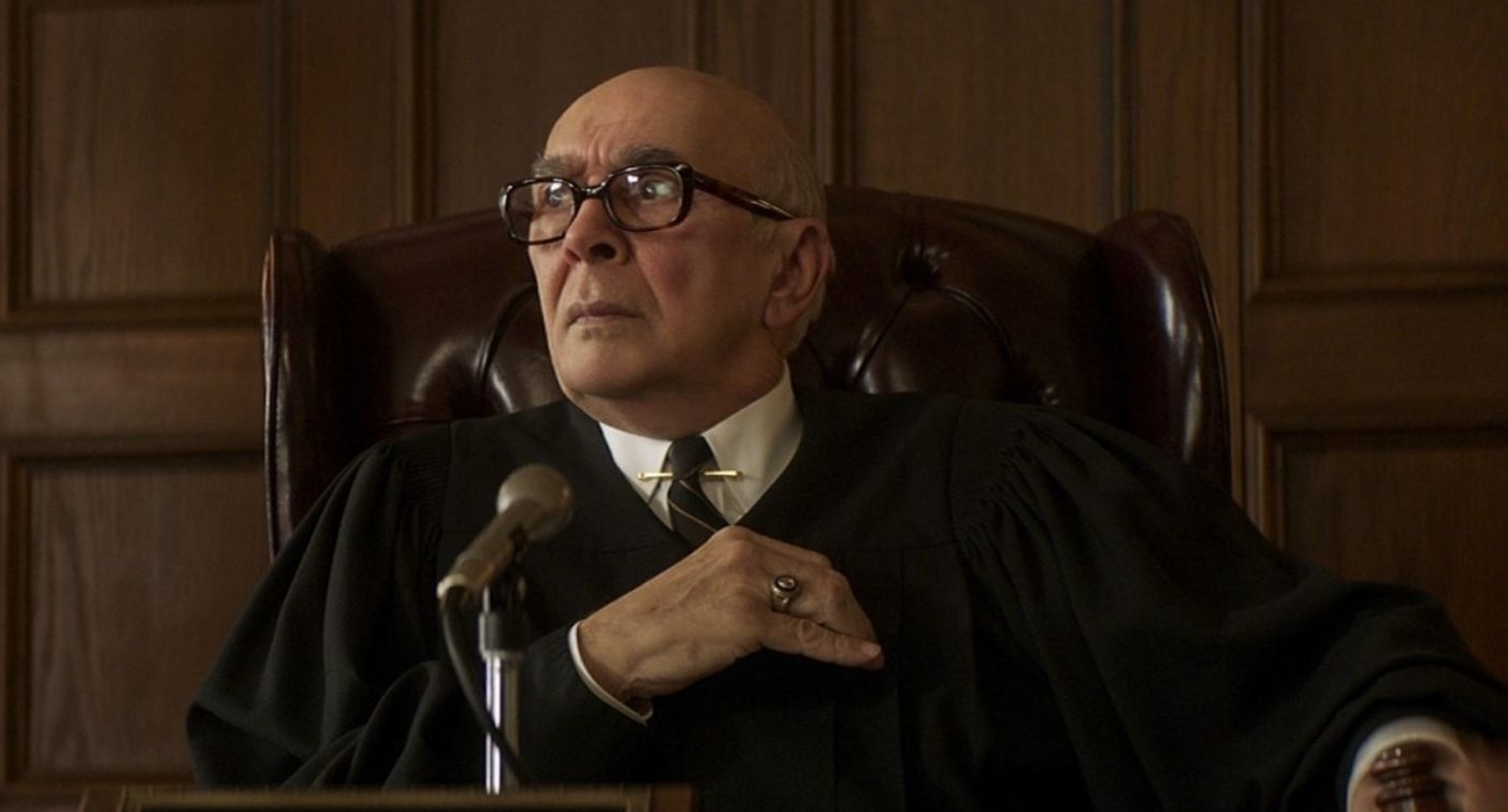 Frank Langella é desligado de série da Netflix após acusação de assédio sexual