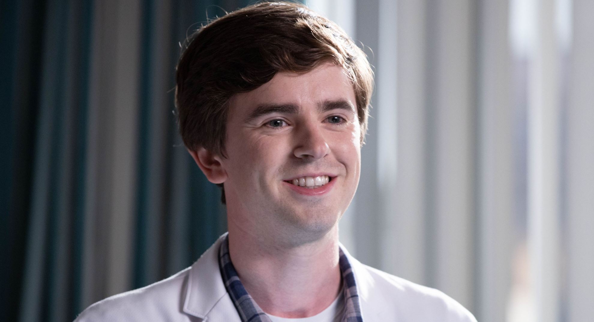 Série sobre Leonardo da Vinci será estrelada por Freddie Highmore e destacará homossexualidade do pintor