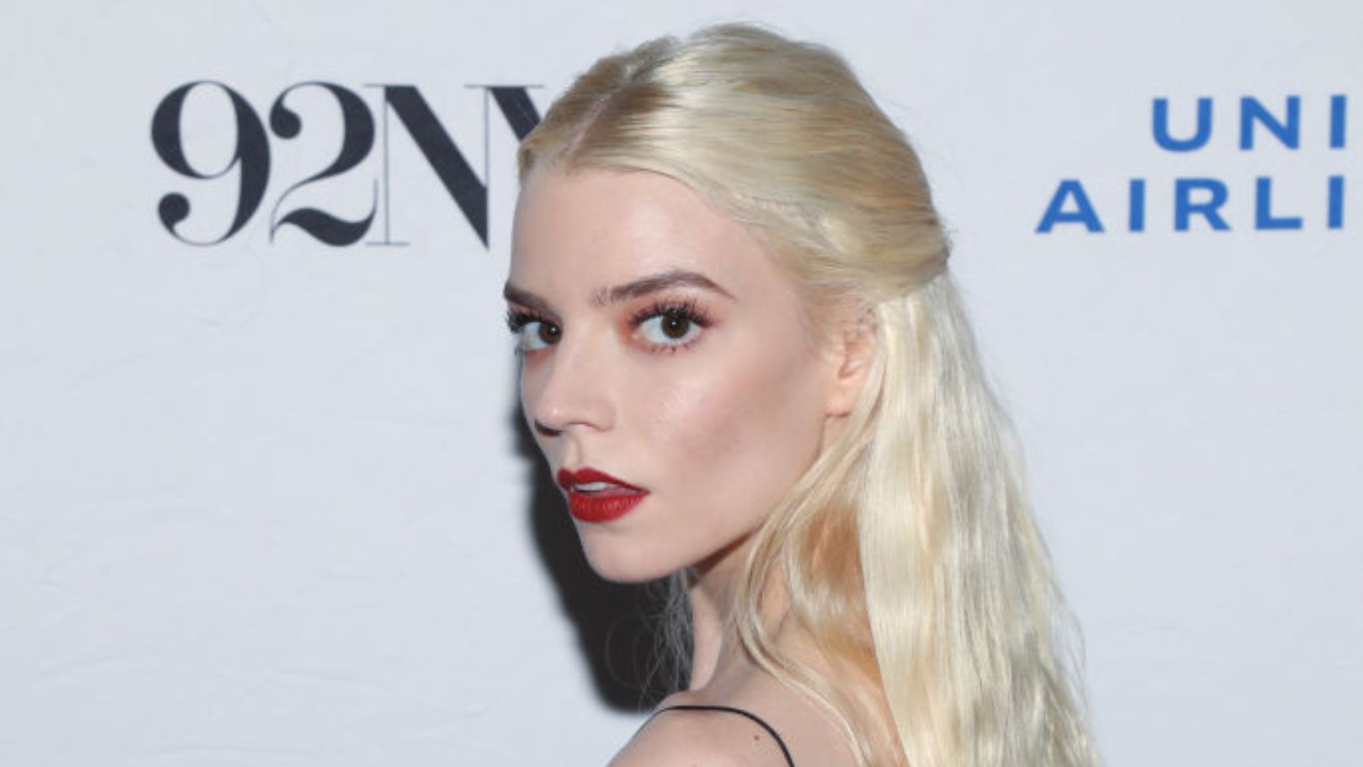 “Furiosa”: Anya Taylor-Joy define filme como o “mais sujo e sangrento” da vida