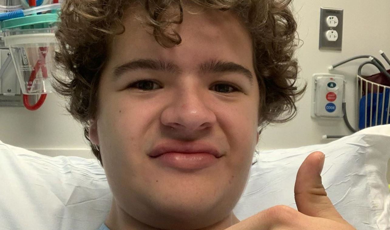 Gaten Matarazzo, de Stranger Things, revela que passará por mais uma cirurgia em decorrência de sua síndrome rara