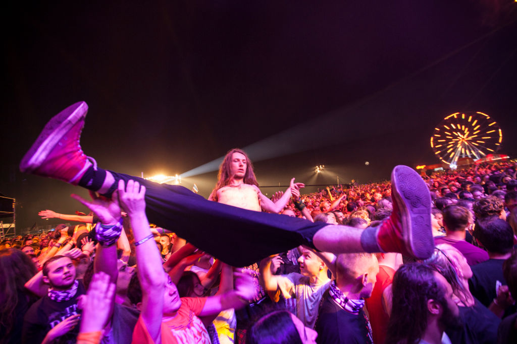 Netflix irá produzir documentário sobre o festival Woodstock realizado em 1999