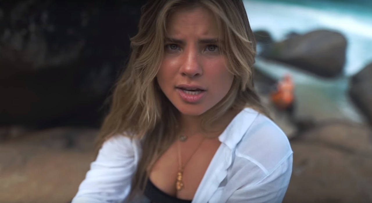 Giulia Be vai lançar versão de Menina Solta em espanhol
