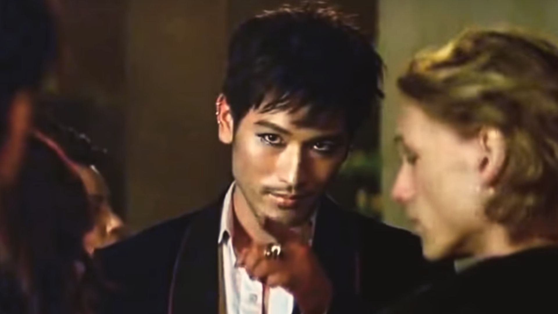 Godfrey Gao, ator de Os Instrumentos Mortais, morre aos 35 anos durante gravação de reality show