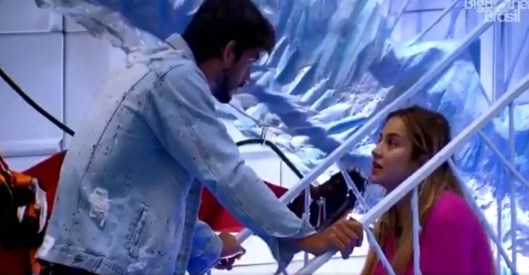 BBB20: Guilherme reclama com Gabi por deixá-lo sozinho: “É meu último dia aqui”